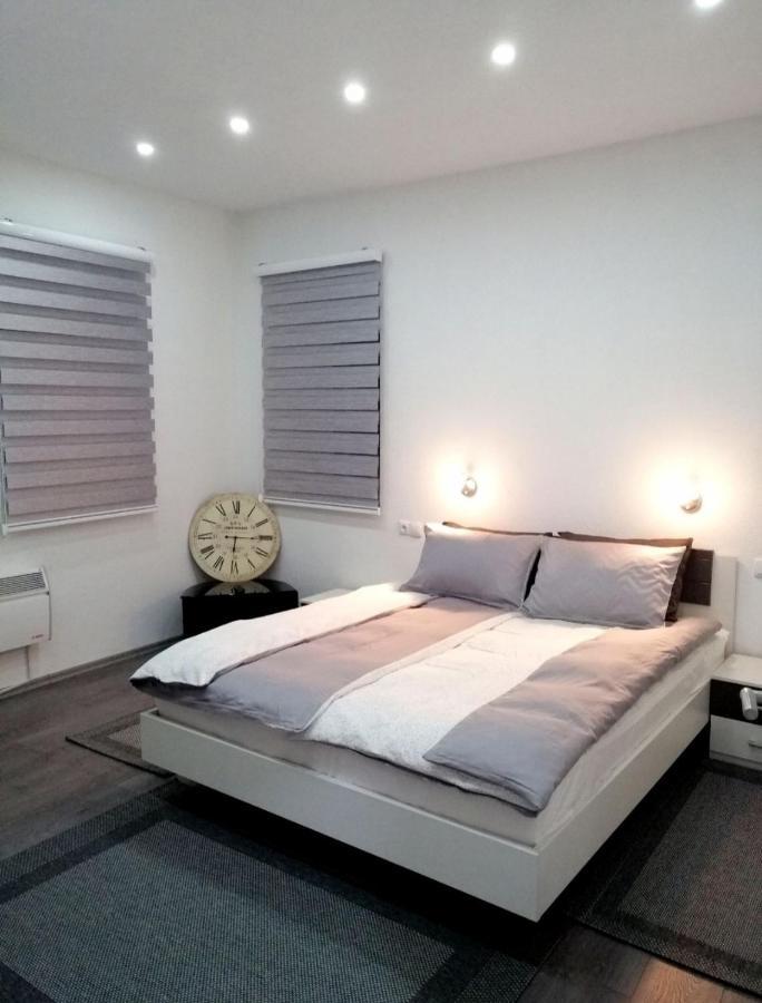 Apartman Din Travnik Exterior foto